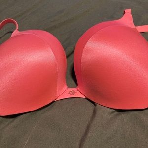 Victoria secrets 34B